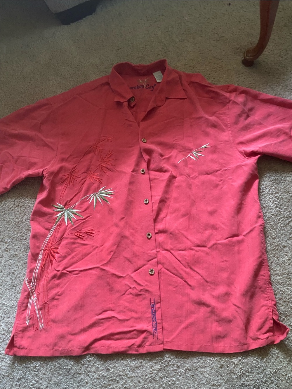 Bamboo Cay Red Short-Sleeve Button-Down Shirt with Embroidered Bamboo Men’s L